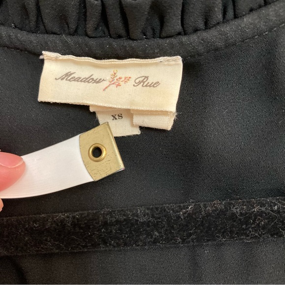 🚫DONATED🚫Meadow Rue Floral Ruffle Tank - Picture 4 of 6